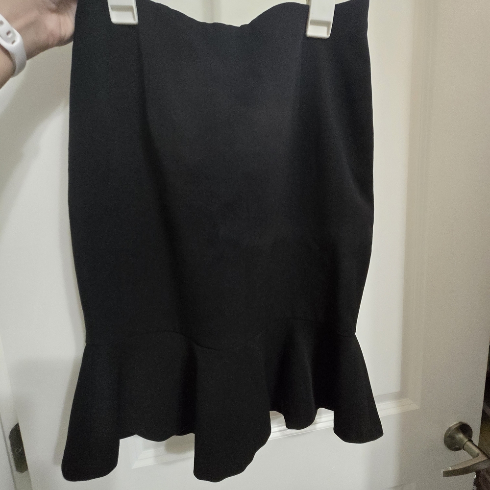 White House Black Market Black Pencil Skirt